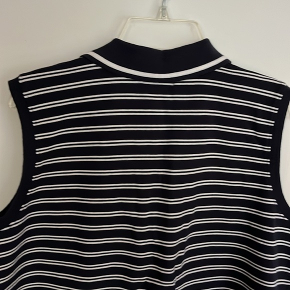 Jennifer Moore sleeveless zipper neckline collared shirt size large - Picture 7 of 8